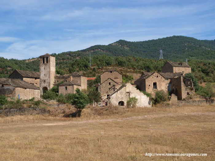 EL CASERÍO DE GILLUÉ DESDE LA CASA RURAL